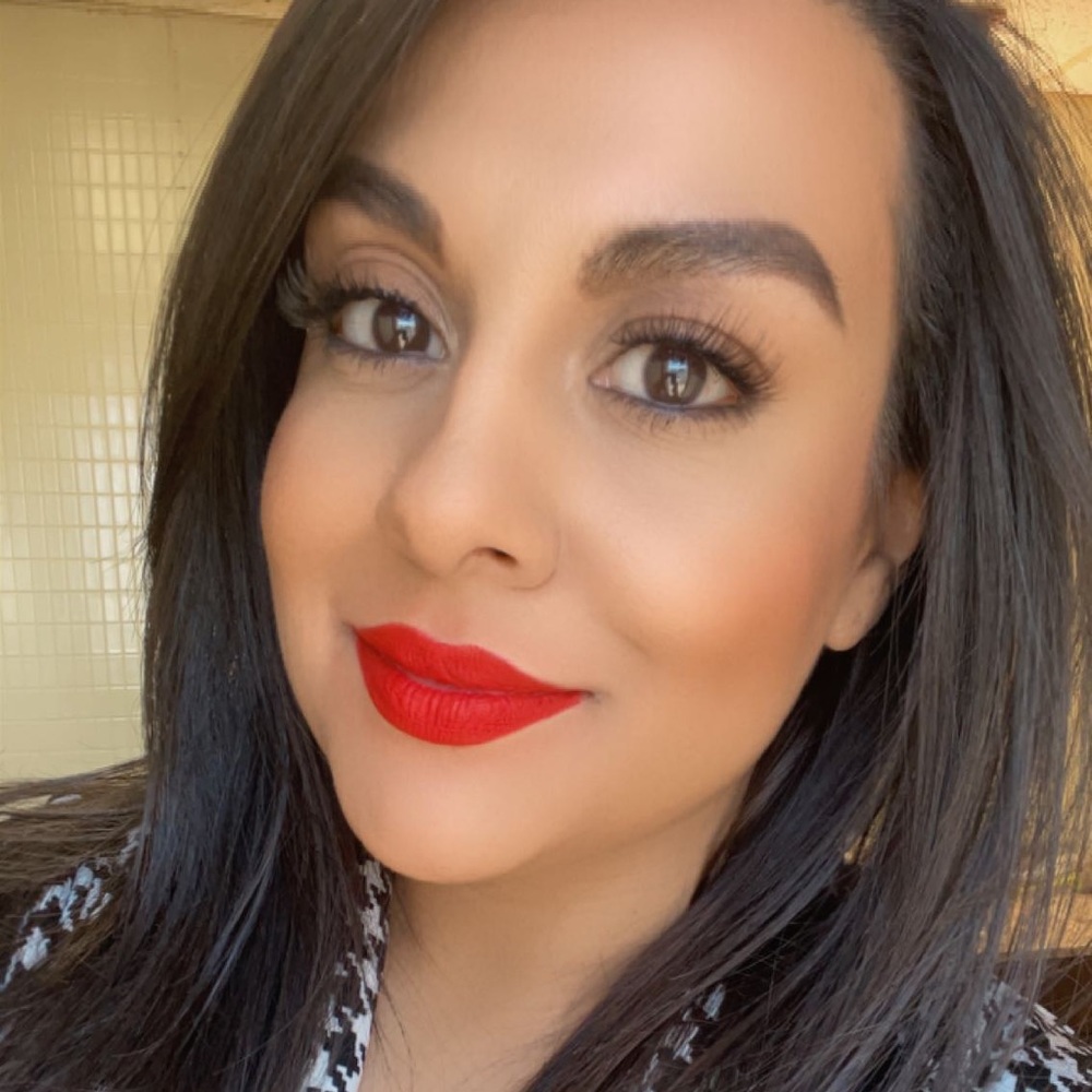 Meet your Posher, Vanessa